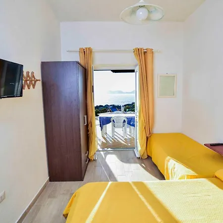 Apartment Solemareponza Monolocali La Piana *
